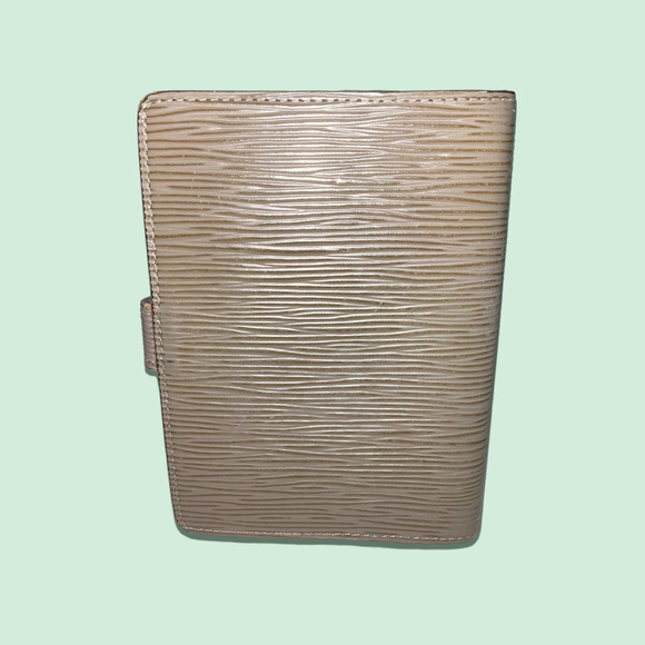 LOUIS VUITTON Small Gray Epi Leather Ring Agenda Cover - Picture 5 of 11